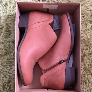 Lucky Brand Tan Ankle Booties
